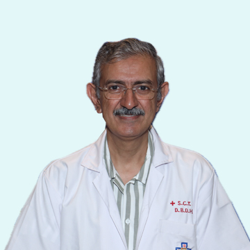 Dr-Akshay-Bhagat-ORTHOPAEDICS